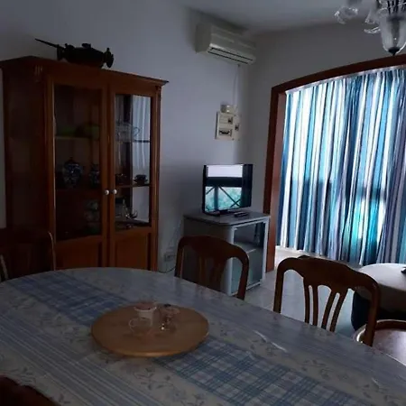 Arrieta Sleeps 4 Wifi *