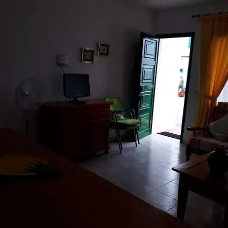 Arrieta Sleeps 4 Wifi 아파트